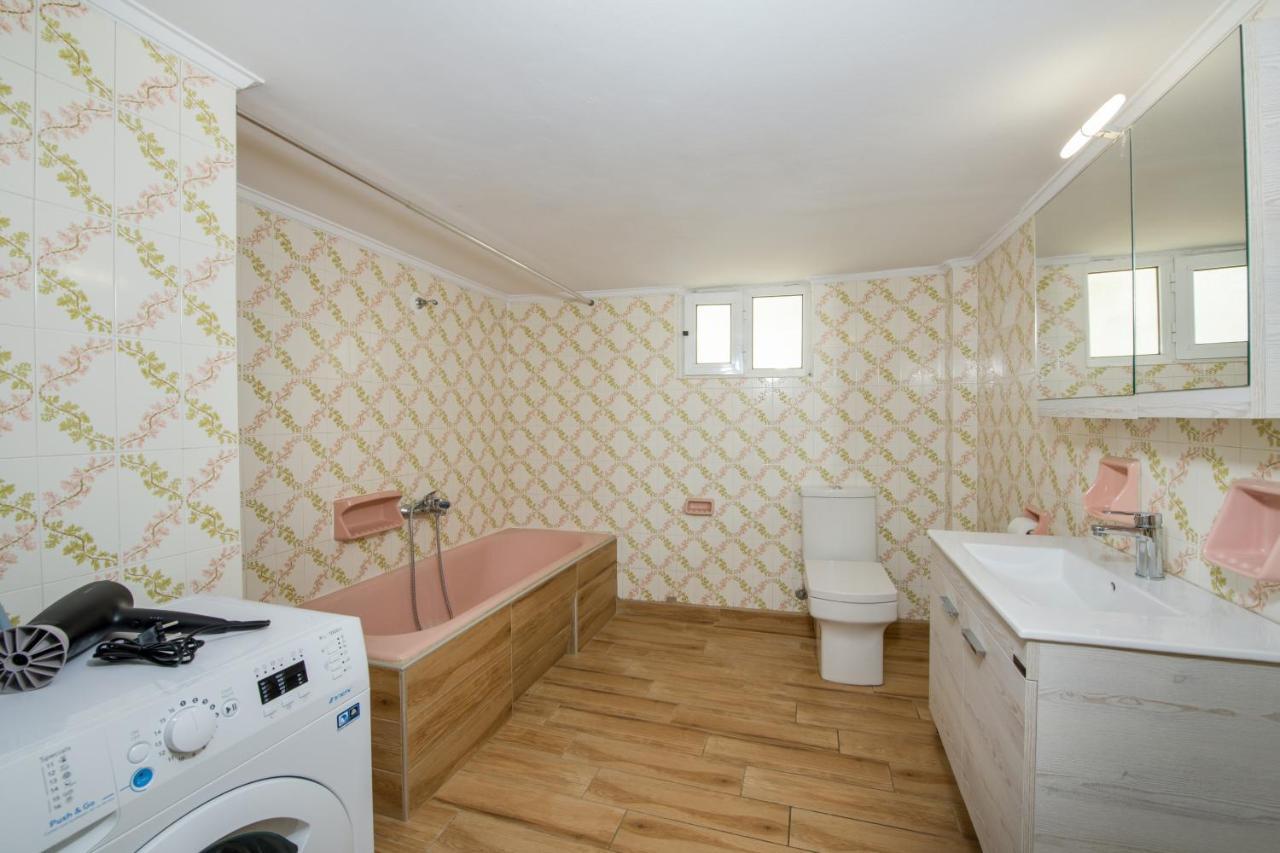 Center Manolia Dream 3 Bedroom Apartment 100M Away From The Beach Ханья Экстерьер фото